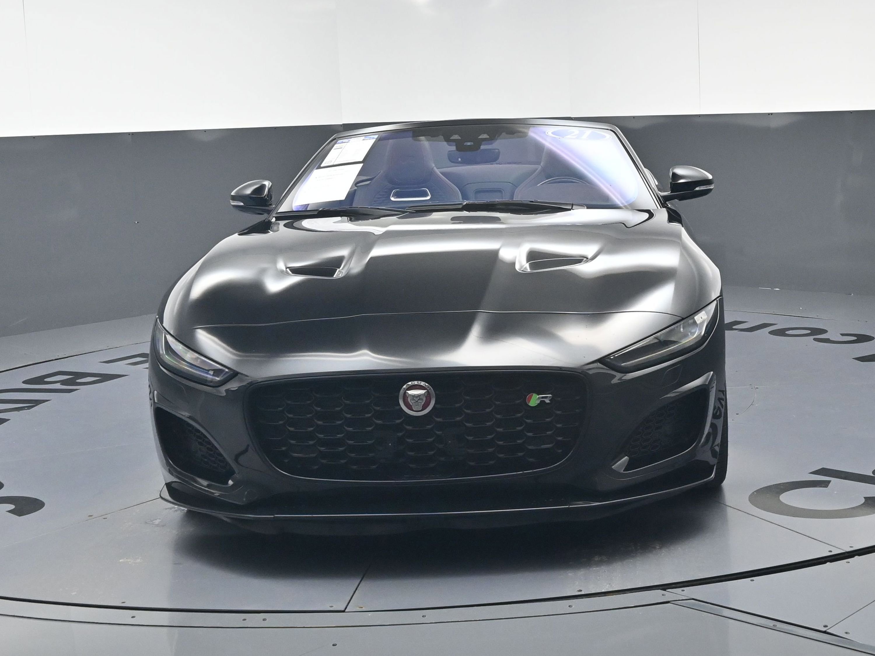 Used 2021 Jaguar F-TYPE R AWD/4WD image 5