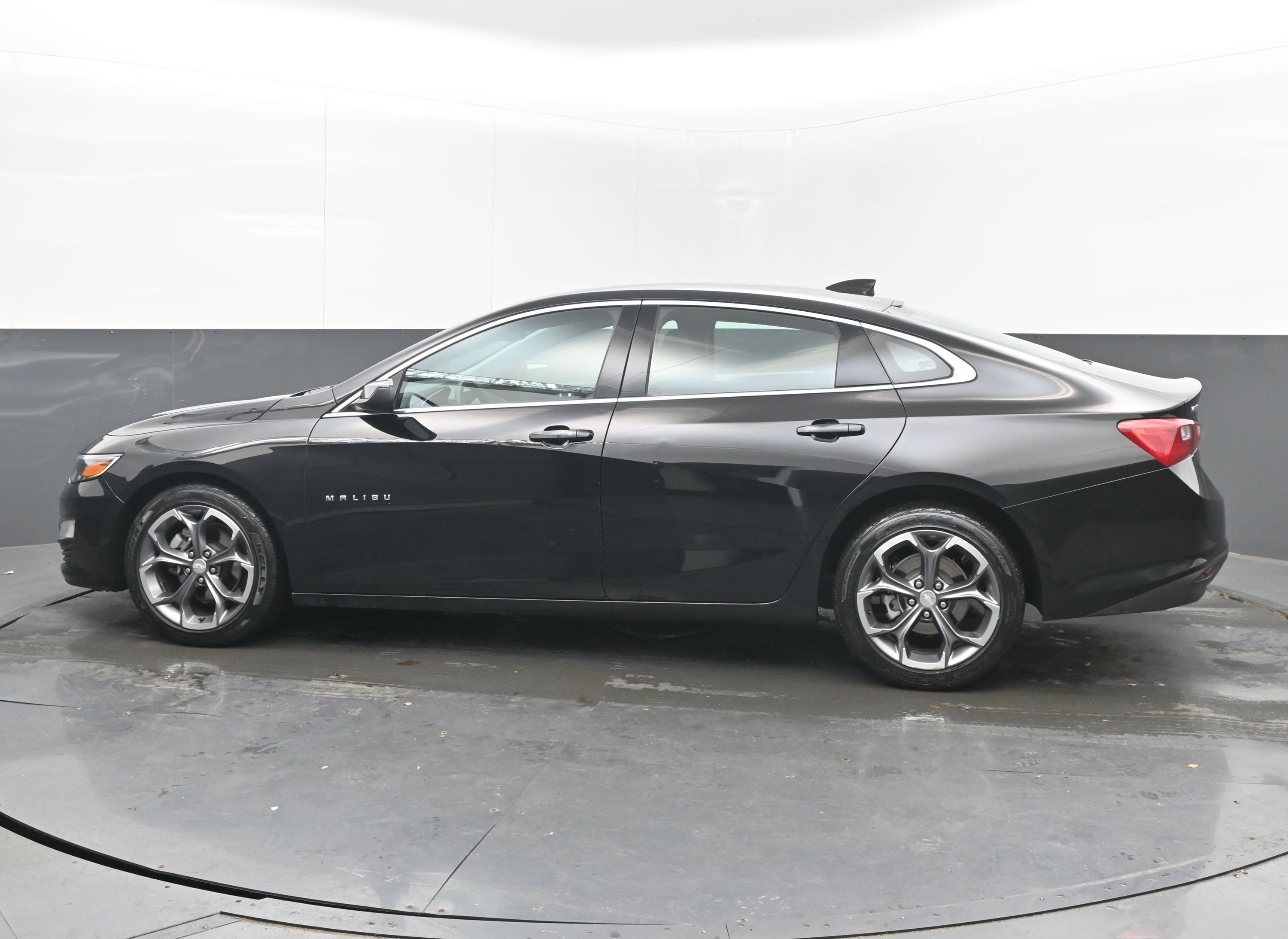 Used 2024 Chevrolet Malibu LT image 7