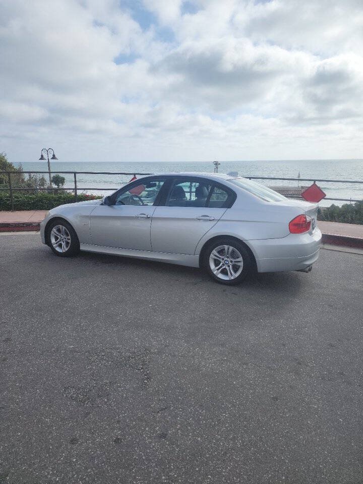 Used 2008 BMW 328i Sedan RWD image 5