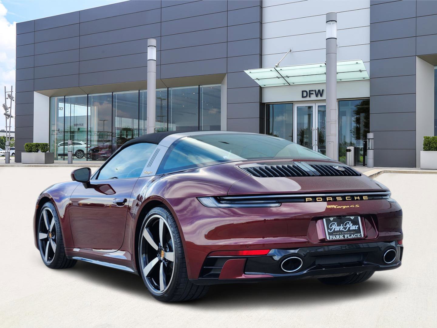 Used 2021 Porsche 911 Targa 4S Heritage Design image 4