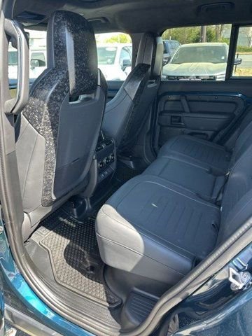 Used 2026 Land Rover Defender 110 image 16