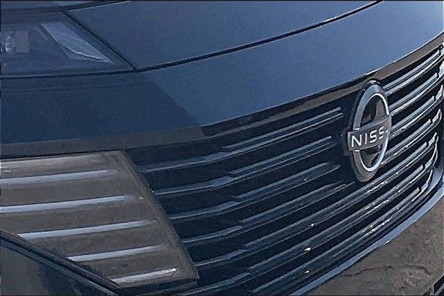 Certified 2025 Nissan Murano SV image 26