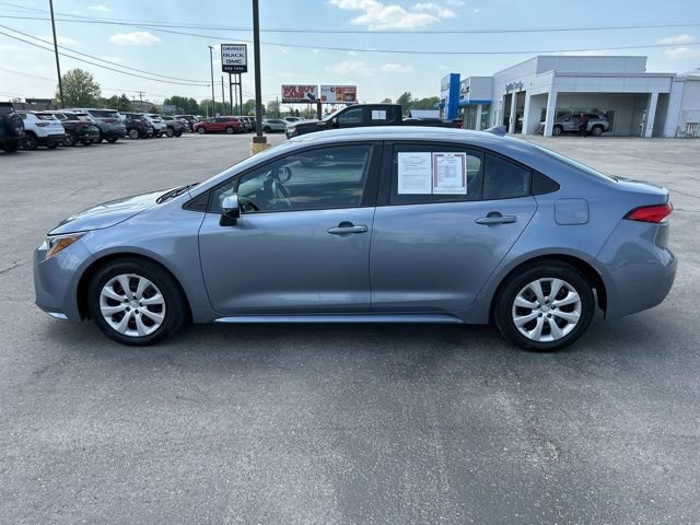 Used 2023 Toyota Corolla LE FWD image 9
