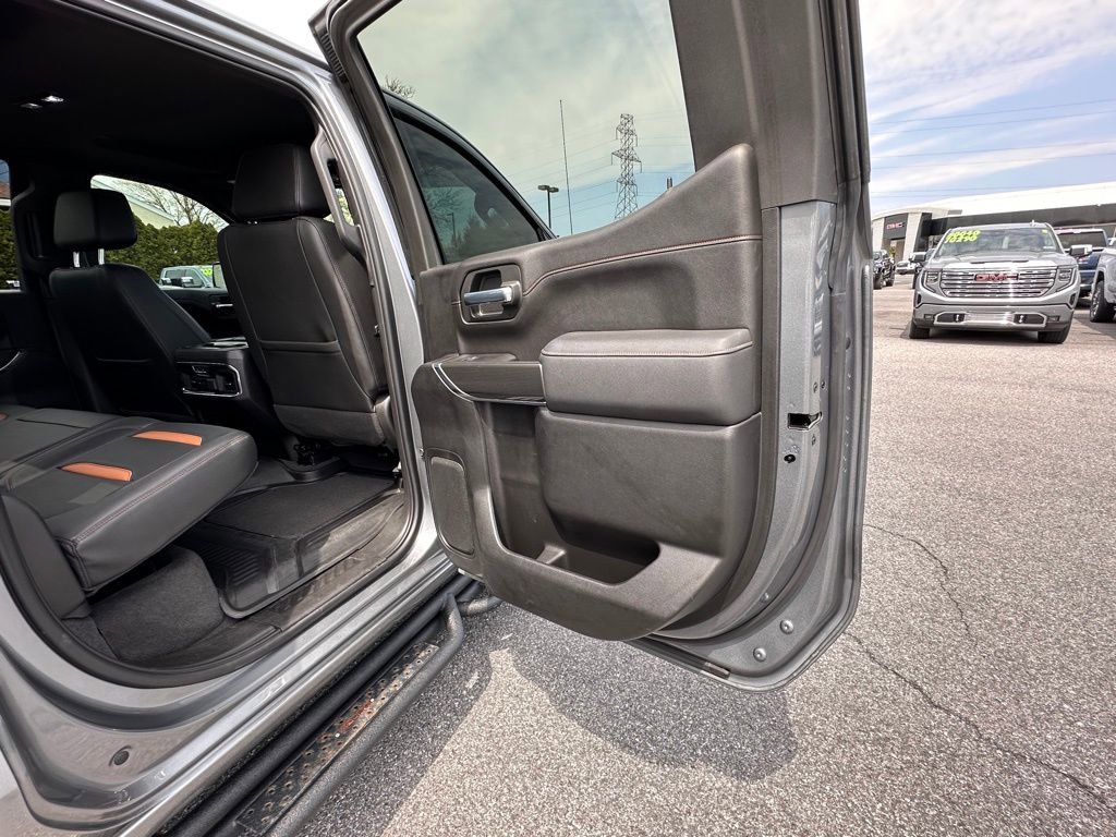 Used 2021 GMC Sierra 1500 AT4 w/ AT4 Value Package AWD/4WD image 18