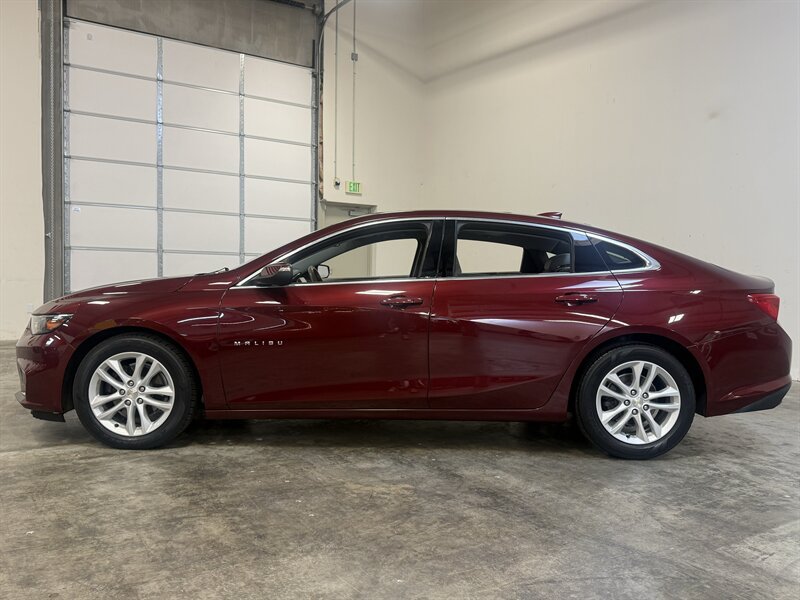 Used 2016 Chevrolet Malibu LT w/ Driver Confidence Package FWD image 4