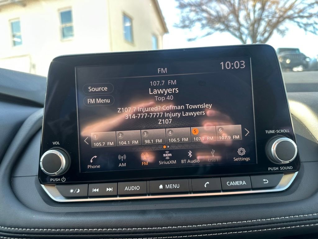 Certified 2025 Nissan Rogue SV image 19