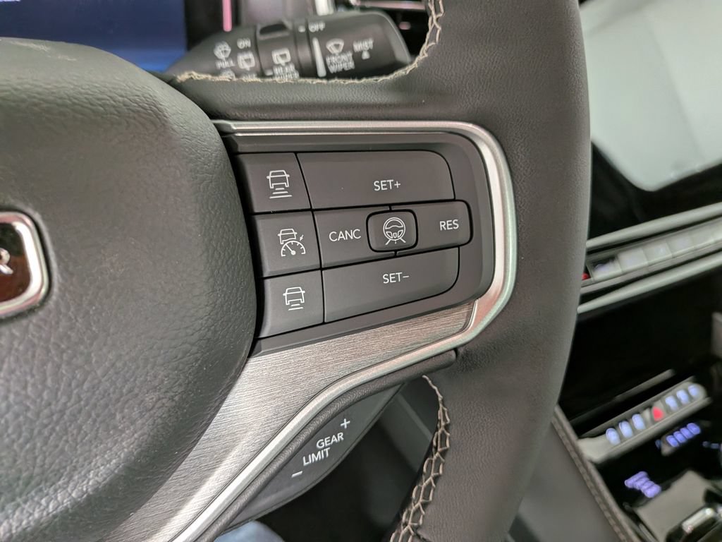 New 2026 Jeep Grand Wagoneer Limited AWD/4WD image 23