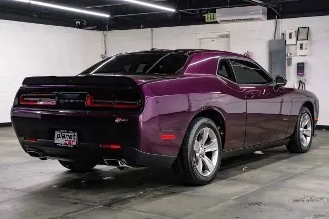 Used 2020 Dodge Challenger SXT image 10