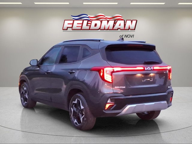 Used 2025 Kia Seltos S FWD image 3