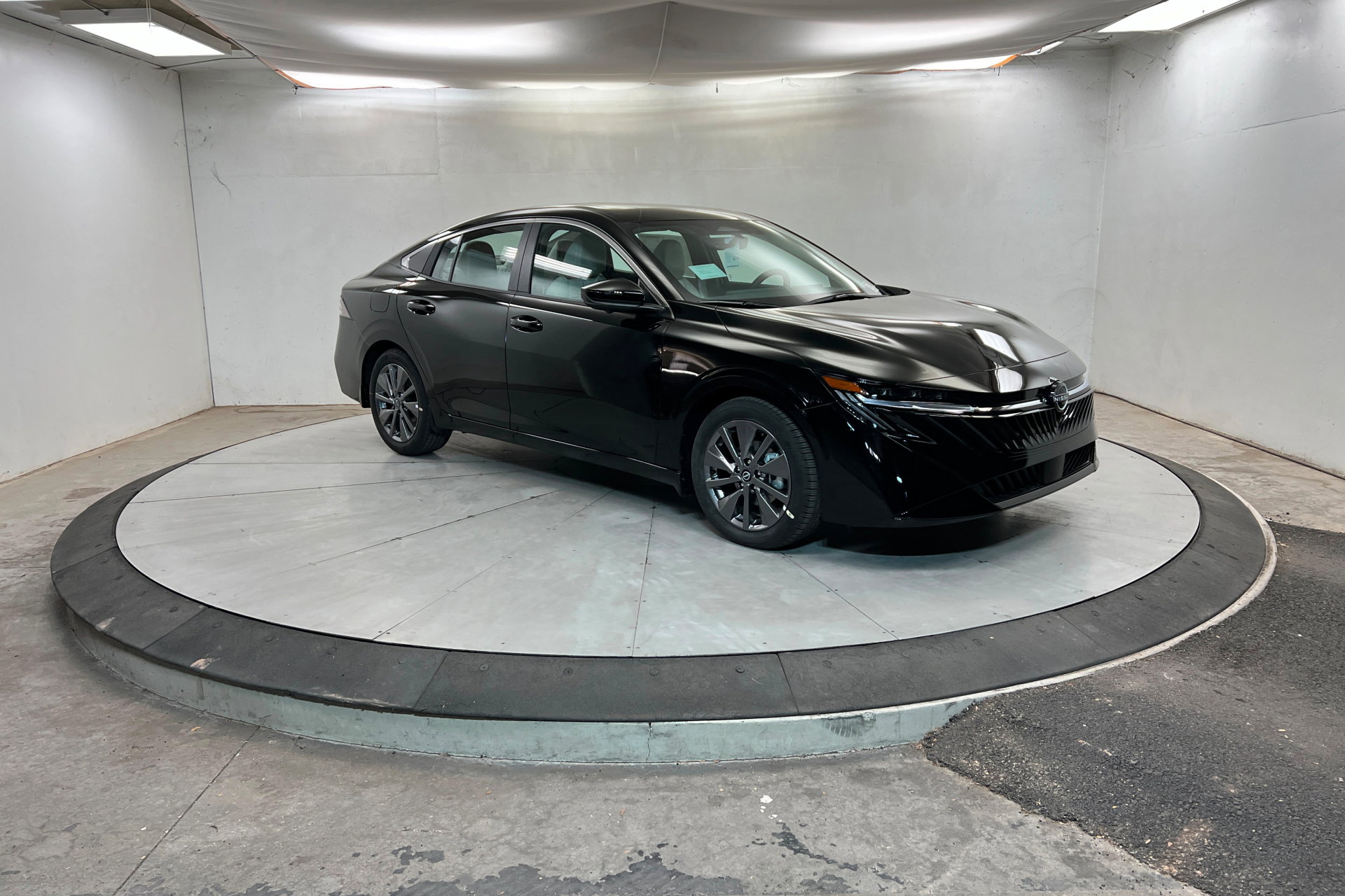 New 2026 Nissan Sentra SL w/ Floor Mat Package image 7