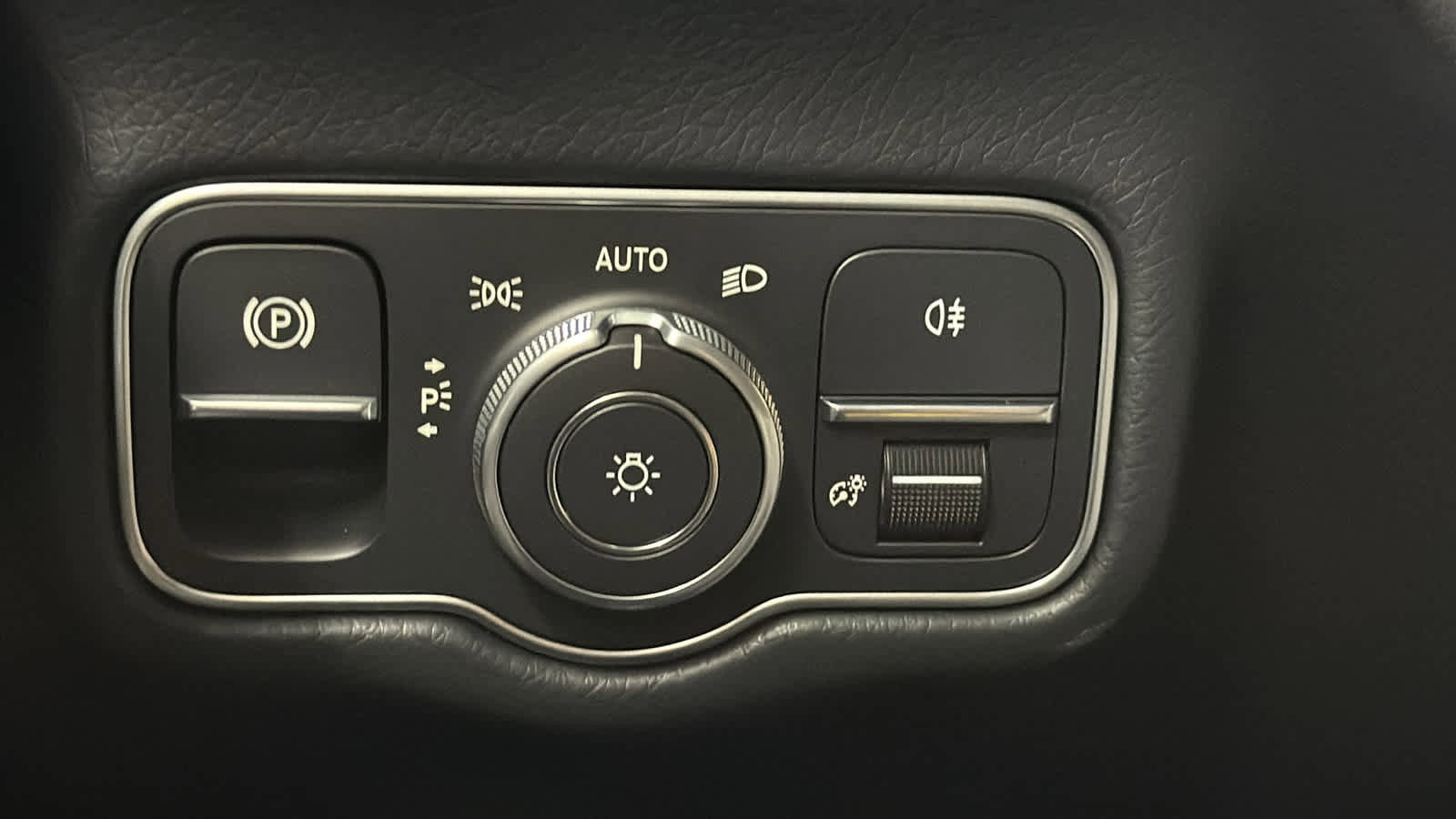 New 2026 Mercedes-Benz G 550 image 17