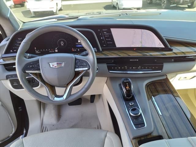 Used 2021 Cadillac Escalade Premium Luxury Platinum image 7