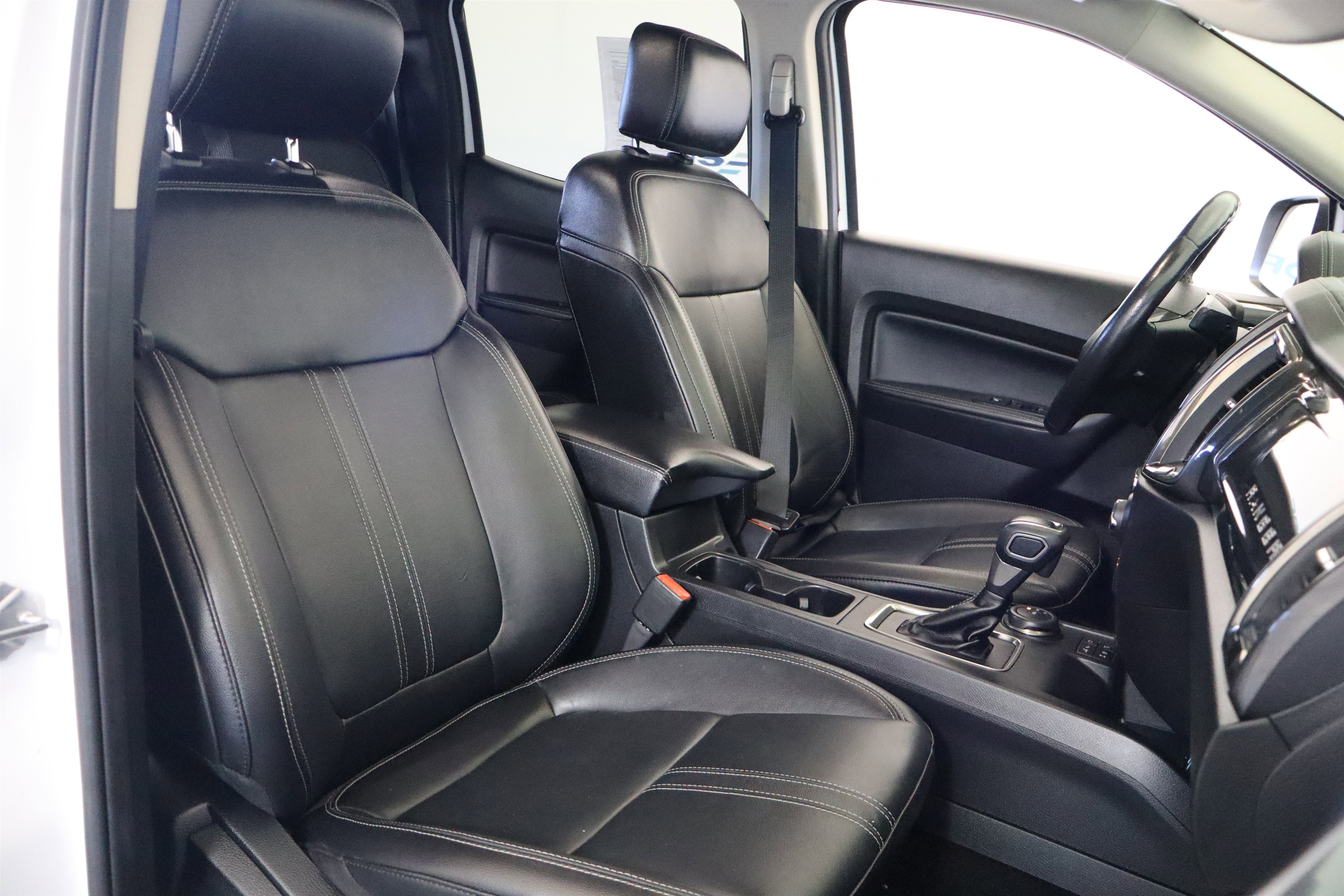 Used 2020 Ford Ranger Lariat w/ Equipment Group 501A Mid image 21