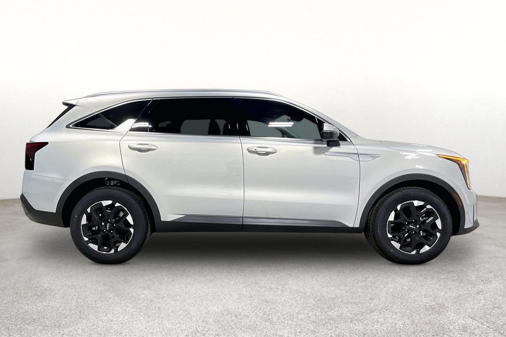 New 2026 Kia Sorento S FWD image 7