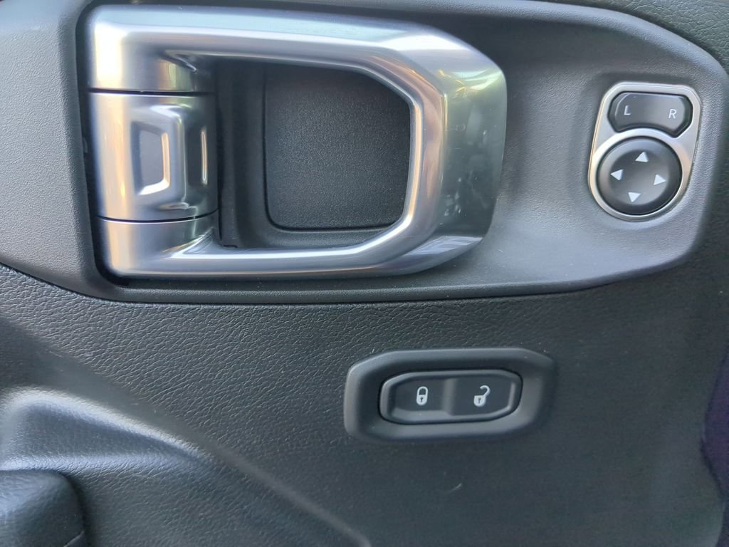 Used 2026 Jeep Wrangler Rubicon image 22