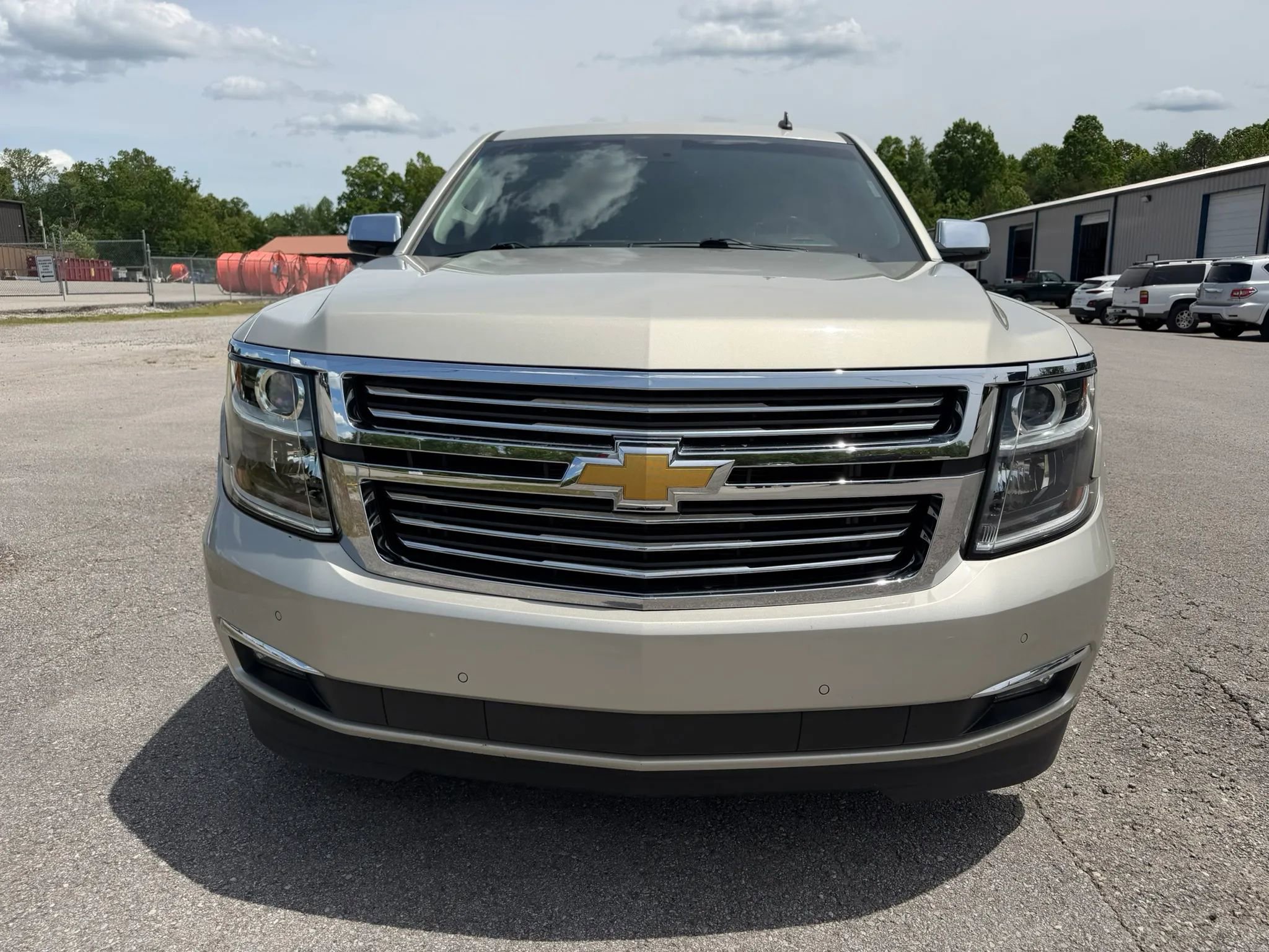 Used 2015 Chevrolet Tahoe LTZ AWD/4WD image 32
