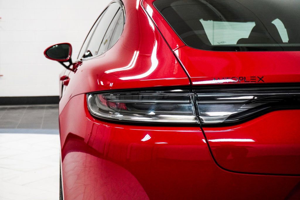 Used 2022 Porsche Panamera 4 Platinum Edition image 14