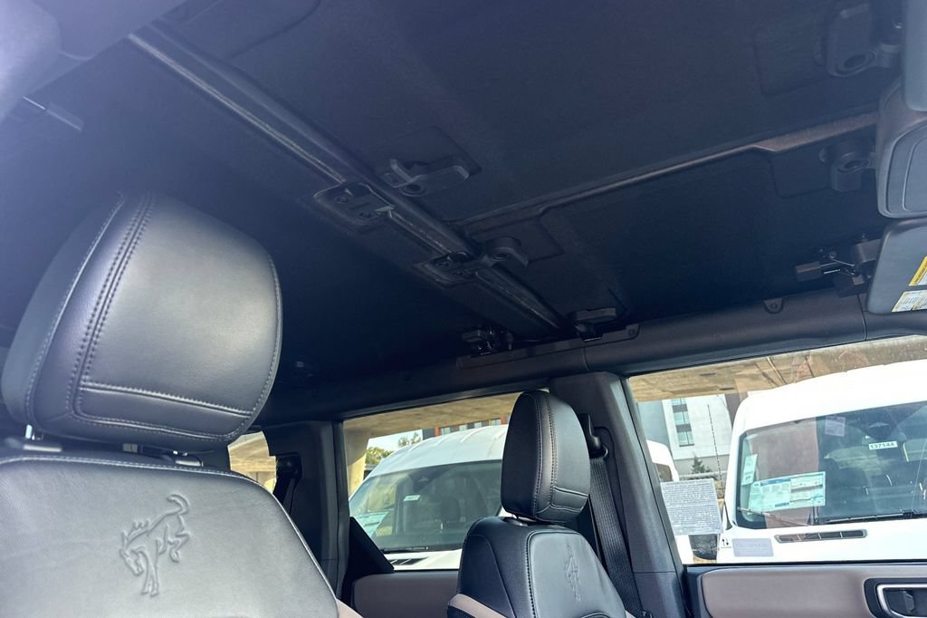 Used 2022 Ford Bronco Wildtrak AWD/4WD image 18
