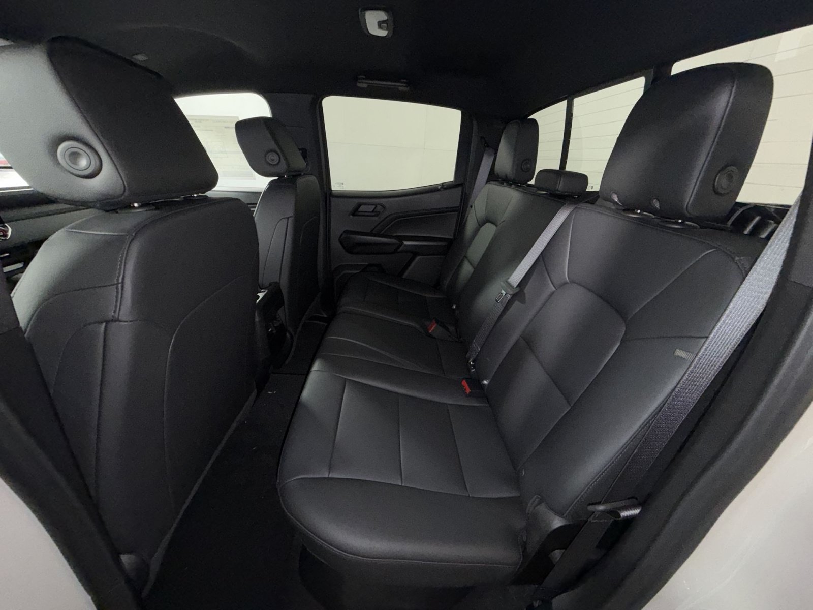 New 2026 Chevrolet Colorado Trail Boss AWD/4WD image 24