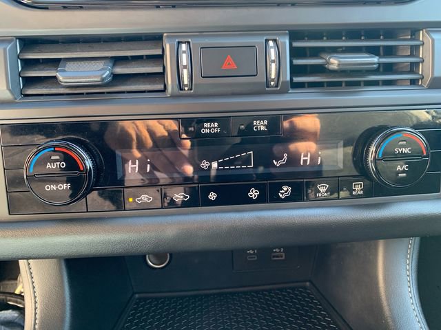 Used 2025 Nissan Pathfinder S AWD/4WD image 31