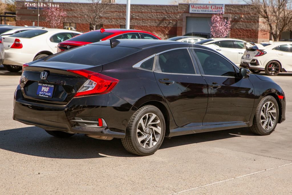Used 2018 Honda Civic EX image 5