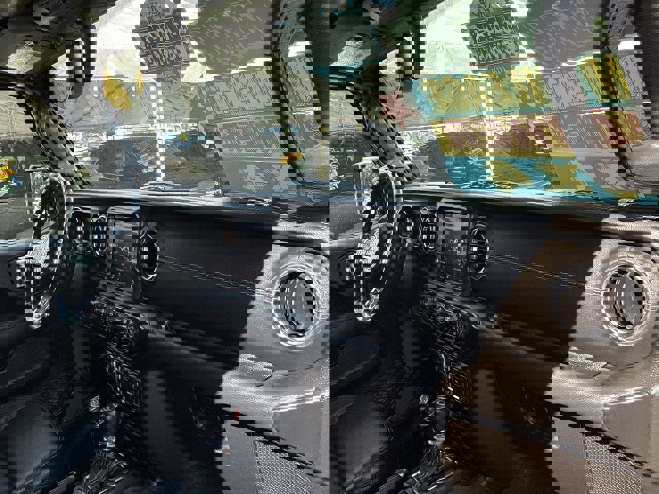 Used 2021 Jeep Wrangler Unlimited Sahara w/ Uconnect 4C Nav & Sound Group image 27