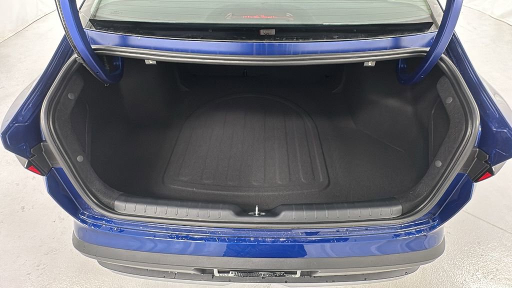 New 2025 Kia K4 LXS image 15