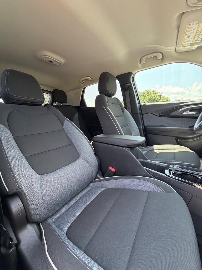 Used 2023 Chevrolet TrailBlazer LT FWD image 14