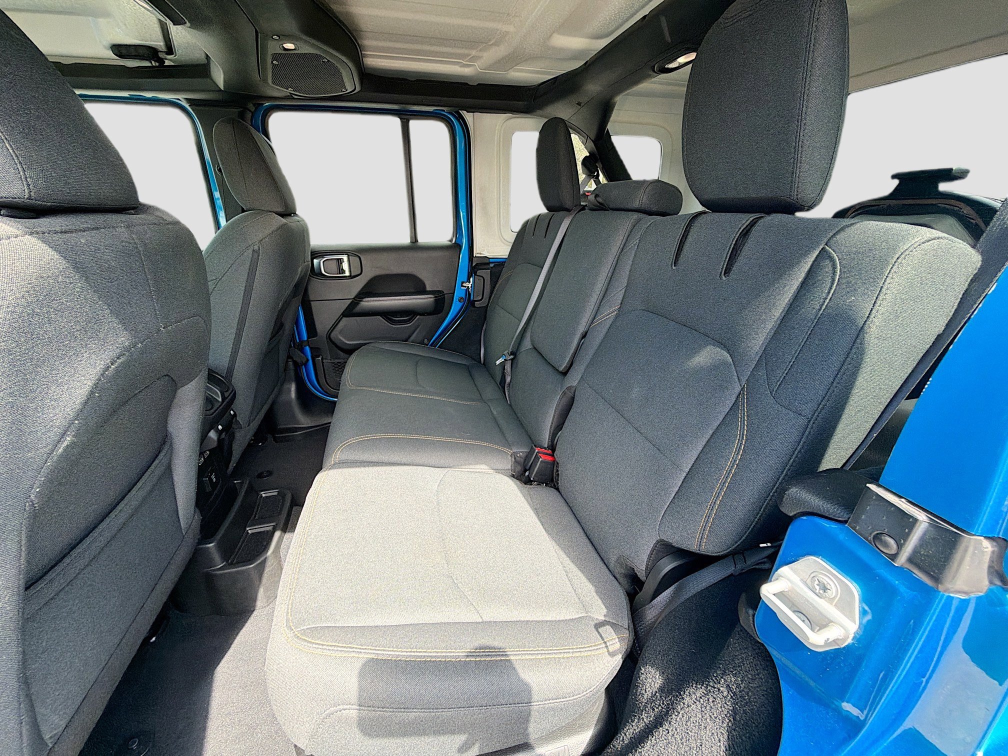 Used 2024 Jeep Wrangler Sahara image 20