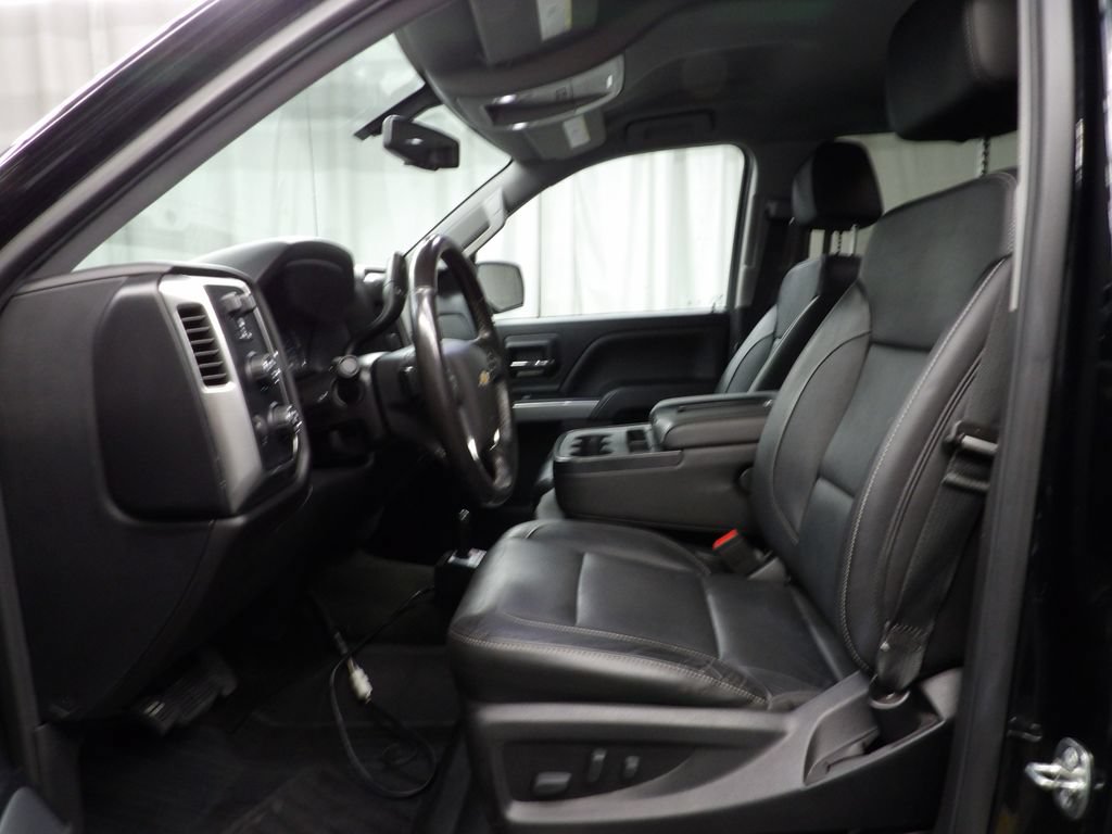 Used 2018 Chevrolet Silverado 1500 LT w/ All Star Edition AWD/4WD image 16
