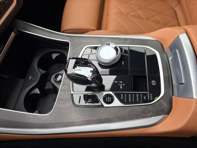 Used 2023 BMW X5 xDrive40i w/ Executive Package image 25