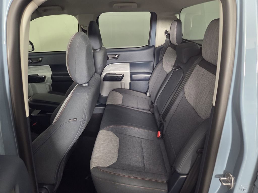 Used 2023 Ford Maverick XLT w/ Equipment Group 300A Standard image 24
