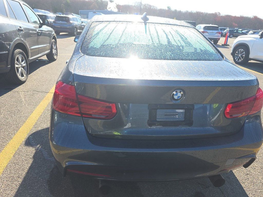 Used 2018 BMW 340i xDrive Sedan AWD/4WD image 6