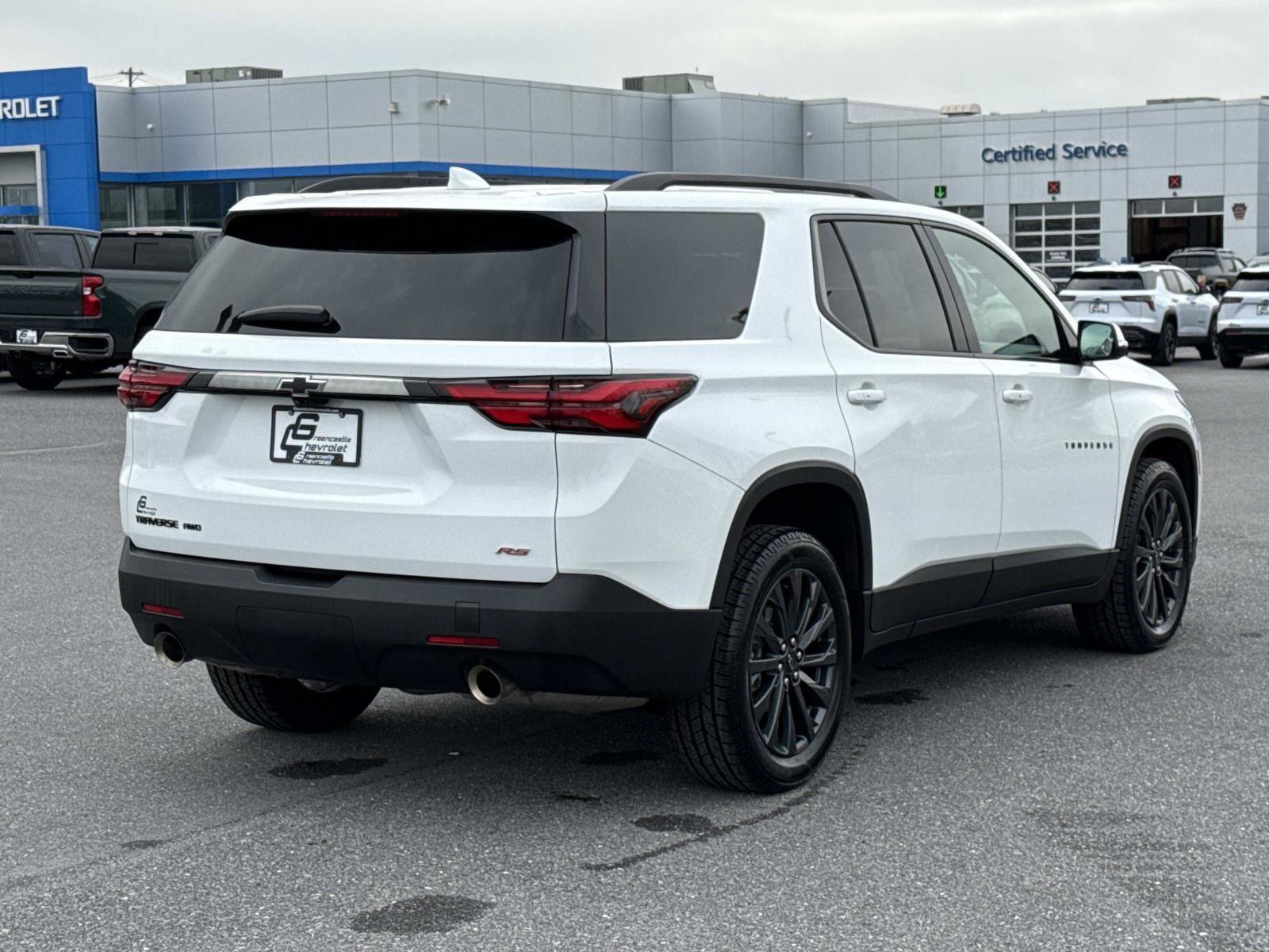 Used 2023 Chevrolet Traverse RS w/ LPO, Floor Liner Package image 24
