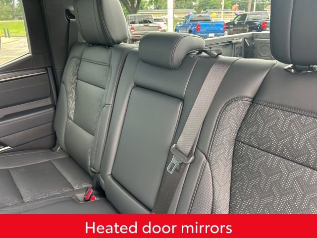 Used 2025 Toyota Tundra Limited AWD/4WD image 25