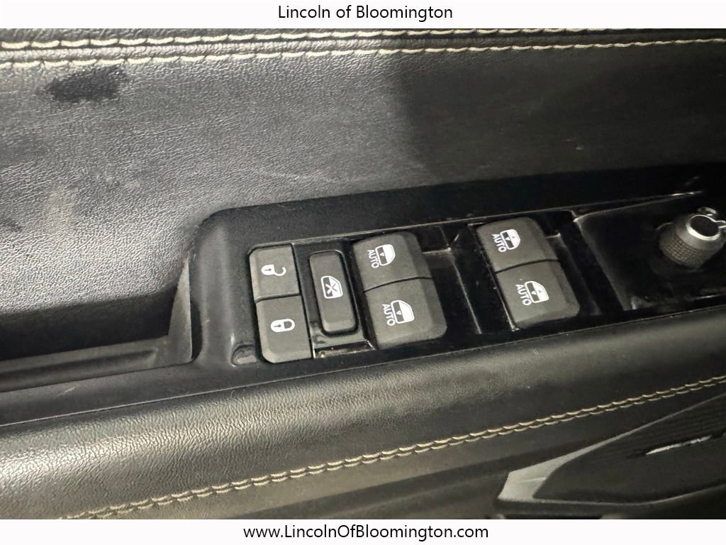 Used 2024 Jeep Wagoneer L Series II w/ Flexible Seating Group image 42