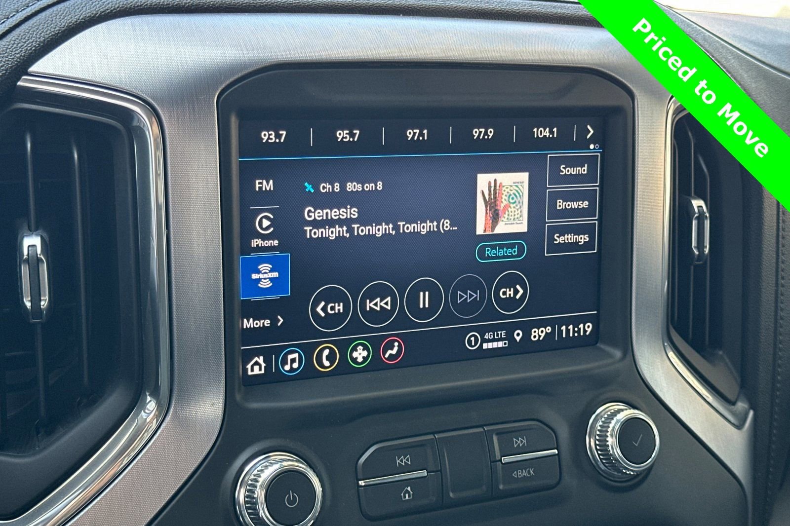 Used 2021 GMC Sierra 1500 SLT w/ SLT Premium Package image 25