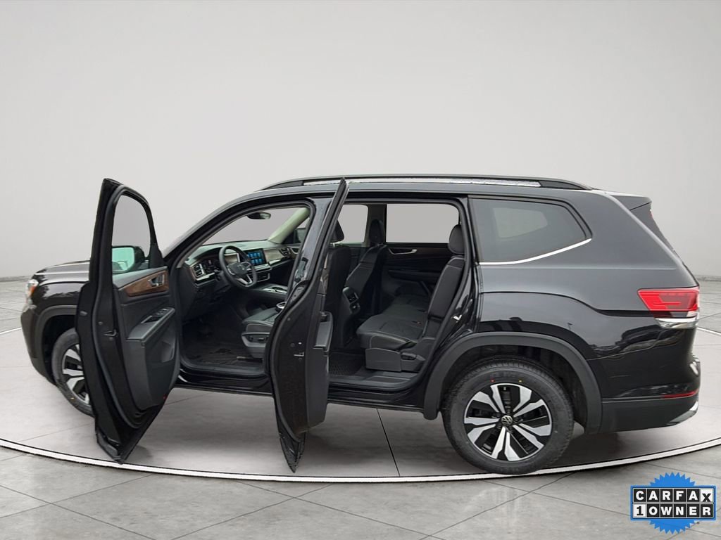 Used 2024 Volkswagen Atlas SE image 22