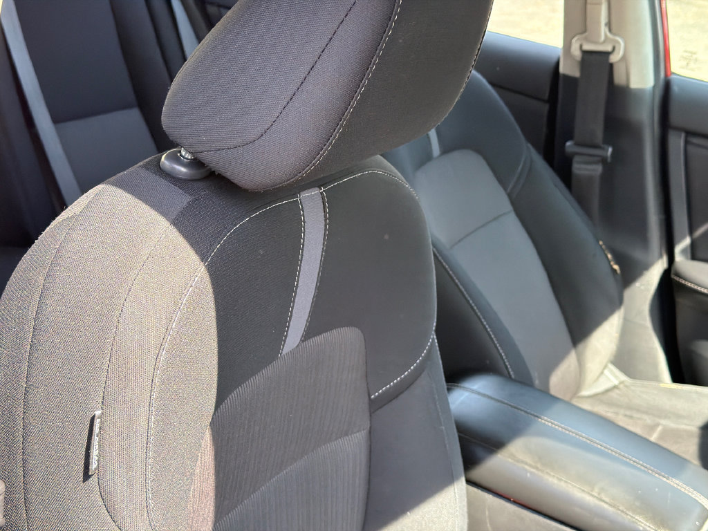 Used 2022 Nissan Sentra SV w/ All-Weather Package FWD image 9