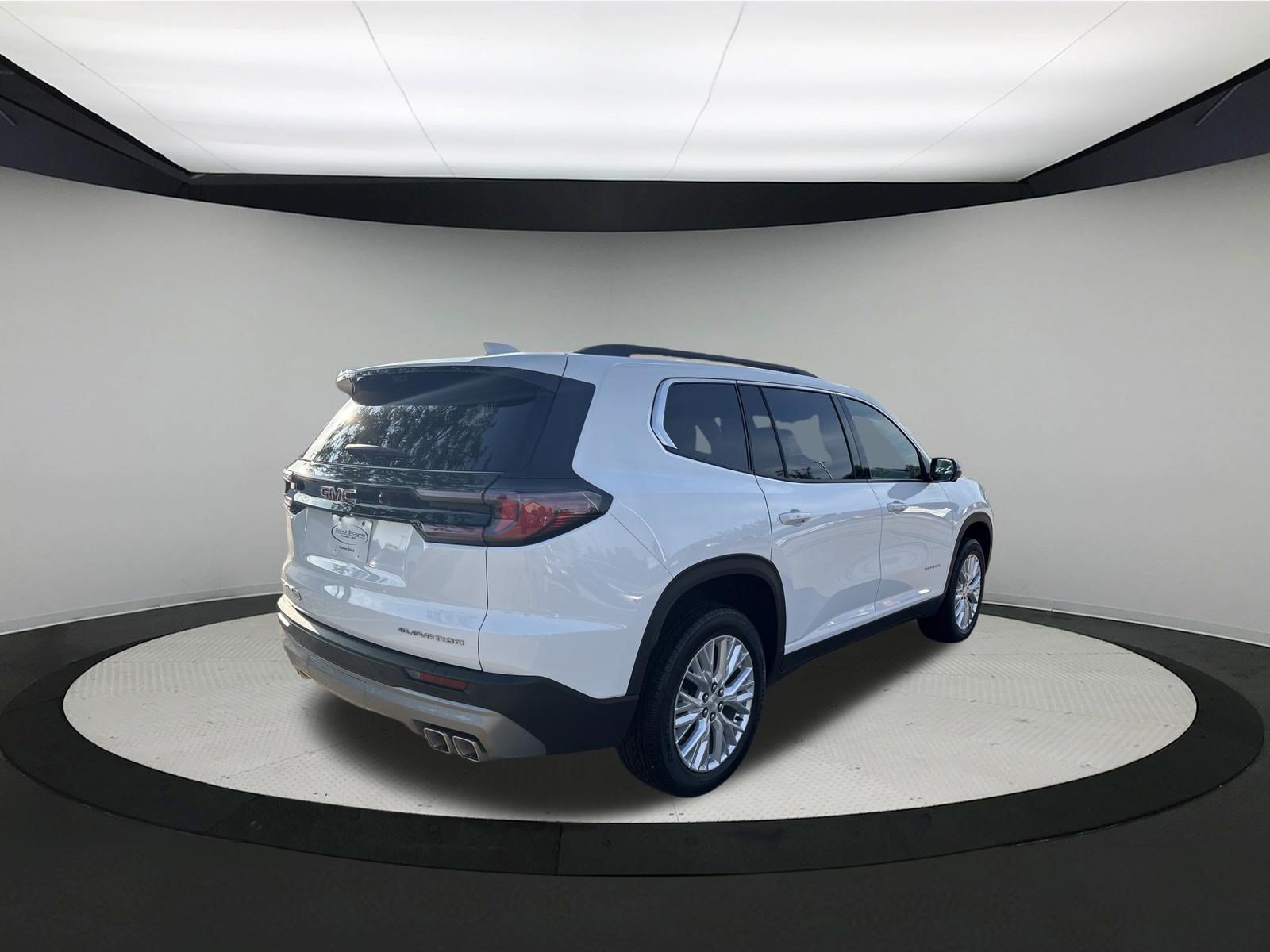Used 2026 GMC Acadia Elevation w/ Elevation Premium Package FWD image 5