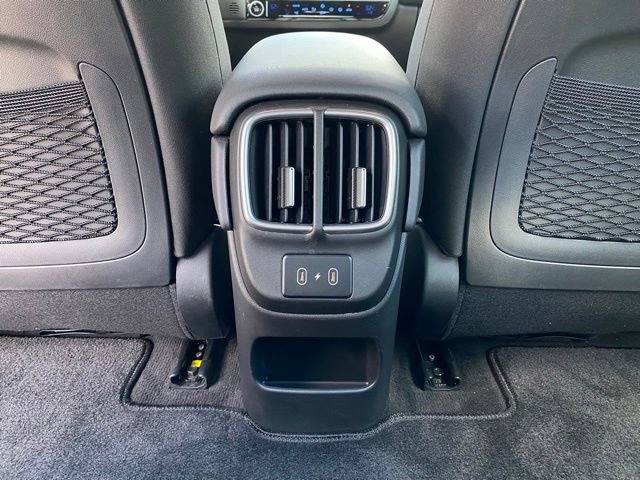 Used 2025 Hyundai Ioniq 6 SE image 31