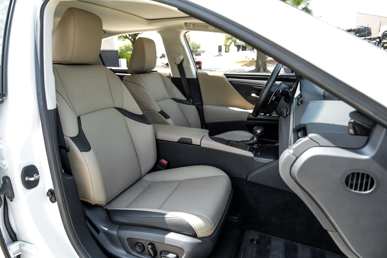 Used 2020 Lexus ES 350 w/ Premium Package FWD image 35