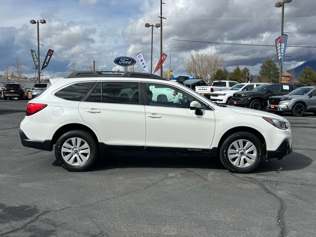 Used 2019 Subaru Outback 2.5i Premium AWD/4WD image 5