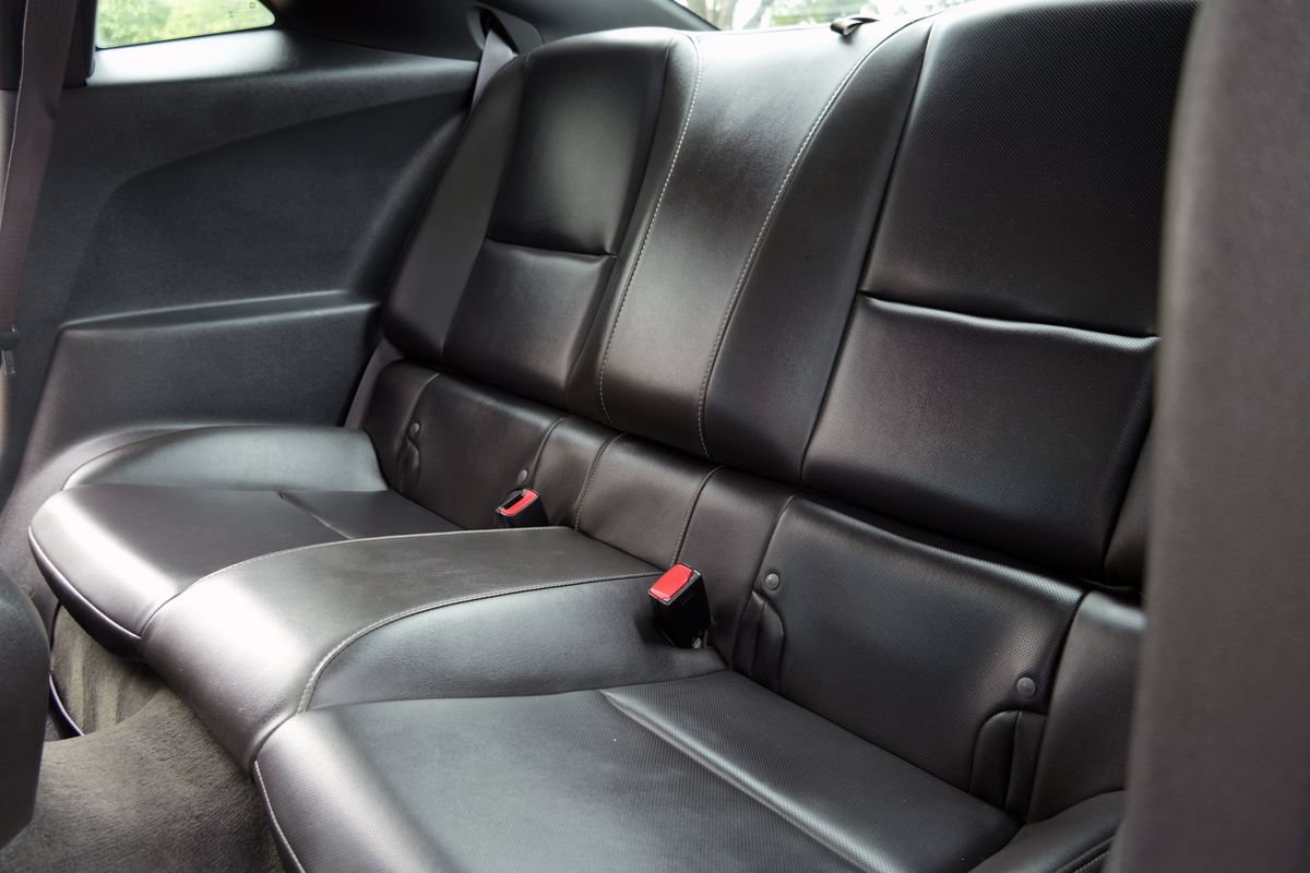 Used 2015 Chevrolet Camaro SS w/ RS Package RWD image 12