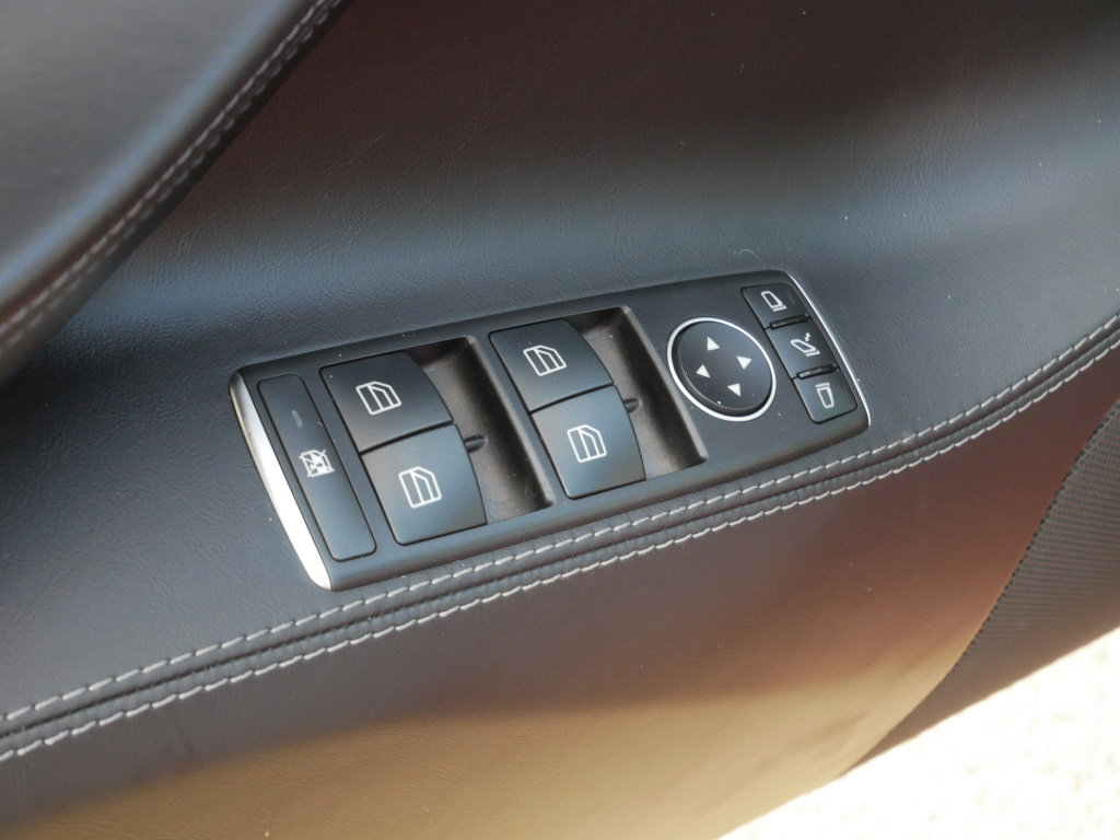 Used 2017 Tesla Model S 75D image 22