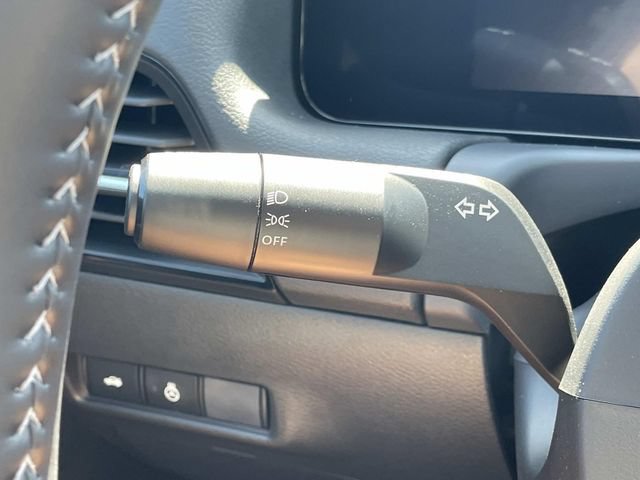 New 2026 Nissan Sentra SV w/ SV Convenience Package FWD image 21