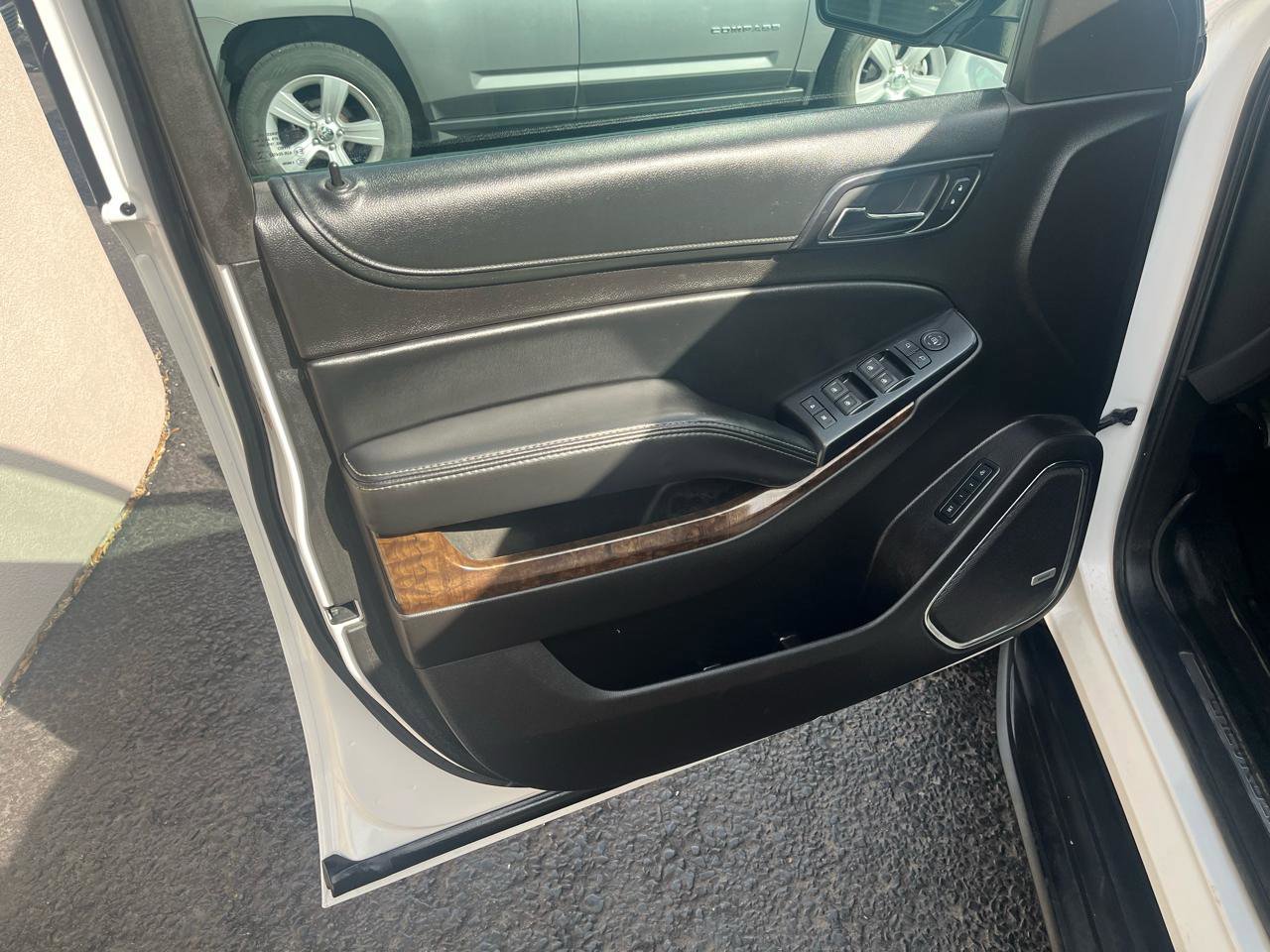 Used 2015 Chevrolet Tahoe LT AWD/4WD image 26