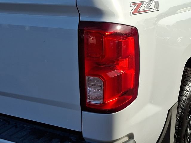 Used 2017 Chevrolet Silverado 1500 LTZ Z71 w/ Redline Edition image 12