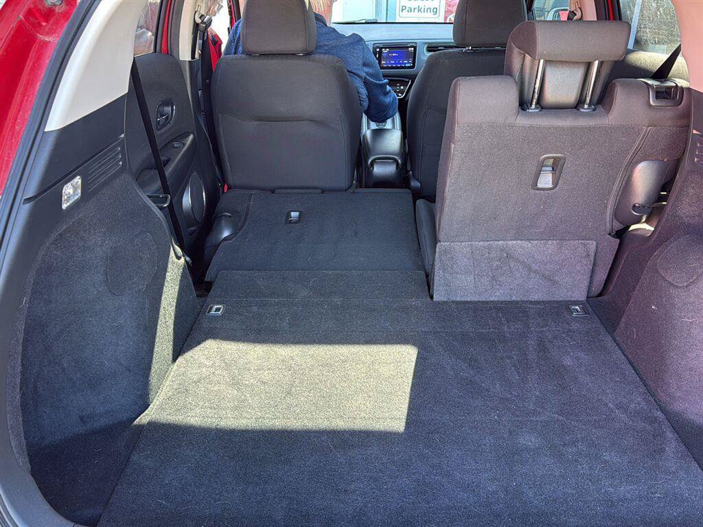 Used 2017 Honda HR-V EX image 7