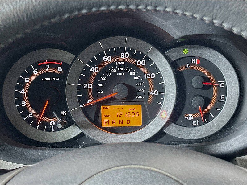 Used 2009 Toyota RAV4 Limited image 13